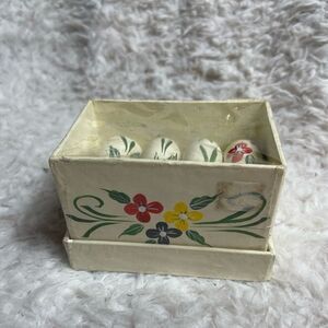 Home trends Vintage wood Painted Napkin Rings (4) with Matching Painted Box